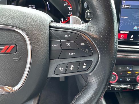 Used 2023 Dodge Durango R/T RWD image 31