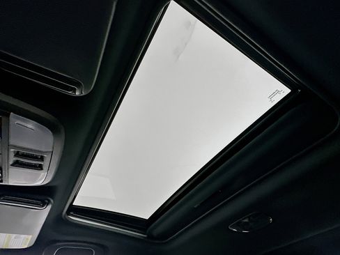 Used 2024 Subaru Crosstrek 2.5i Sport image 25