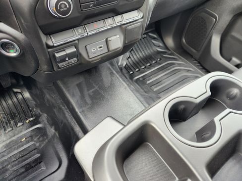 New 2025 Chevrolet Silverado 3500 W/T image 21