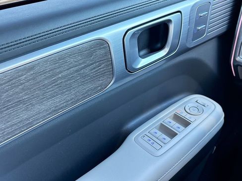 Used 2024 Hyundai Santa Fe Calligraphy image 18