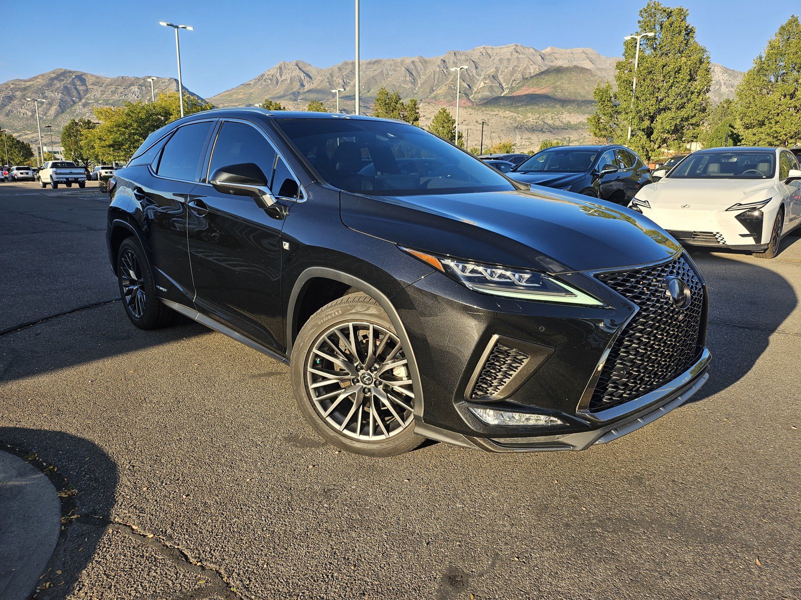 Used 2020 Lexus RX 450h F Sport w/ Accessory Package AWD/4WD image 3
