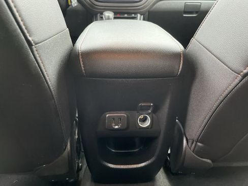 Used 2022 GMC Canyon AT4 w/ Trailering Package image 23