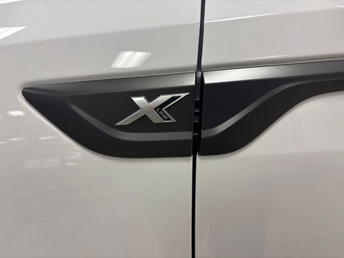 Used 2023 Kia Sorento S AWD/4WD image 10