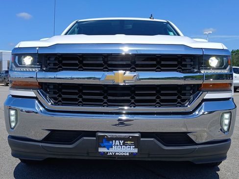 Used 2017 Chevrolet Silverado 1500 LT w/ Texas Edition RWD image 32