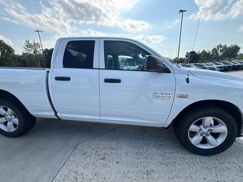 Used 2015 RAM 1500 Express AWD/4WD image 8