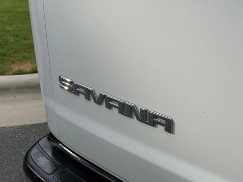 Used 2021 GMC Savana 2500 w/ Driver Convenience Package RWD image 11