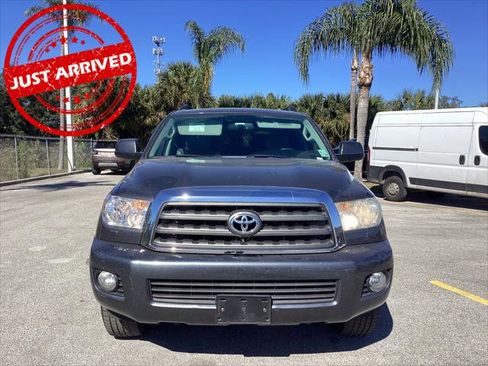 Used 2014 Toyota Sequoia SR5 image 2