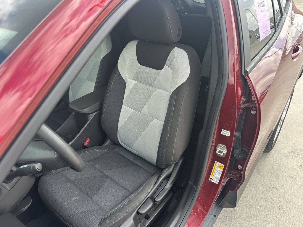 Used 2024 Chevrolet Trax LS w/ Driver Confidence Package FWD image 25