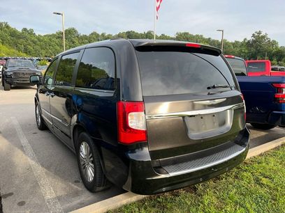 Used 2014 Chrysler Town & Country Touring-L