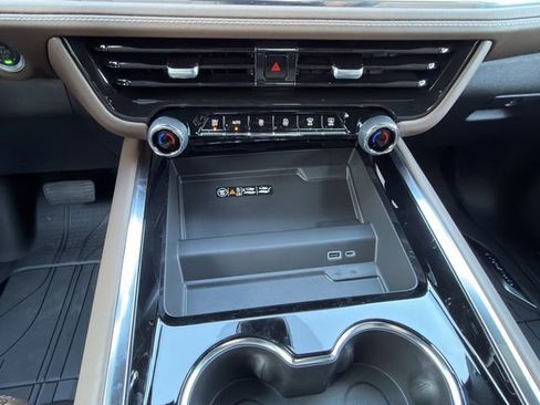 New 2026 Chevrolet Tahoe High Country image 15