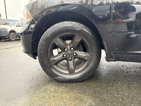 Used 2013 RAM 1500 Sport w/ Remote Start & Security Group image 28