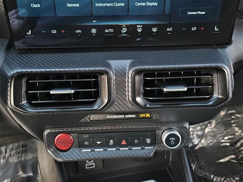 Used 2025 Ford Mustang Coupe image 24