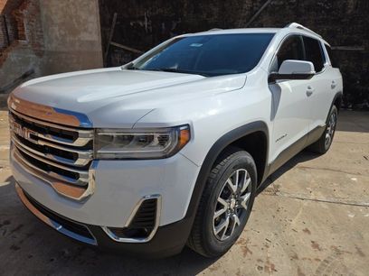 Used 2023 GMC Acadia SLT