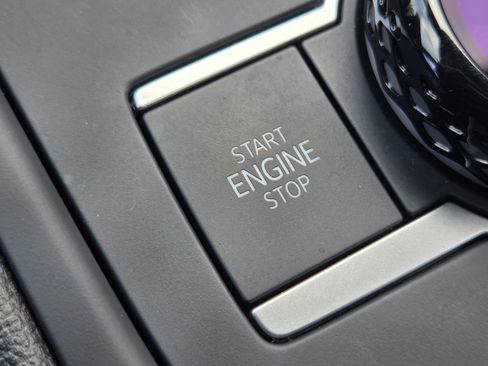 Used 2025 Volkswagen Tiguan SE R-Line AWD/4WD image 27