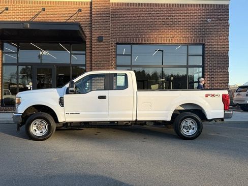 Used 2020 Ford F250 XL w/ Power Equipment Group image 3