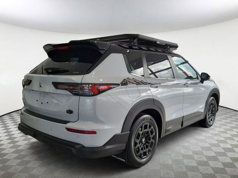New 2026 Mitsubishi Outlander Trail Edition image 4