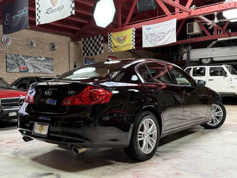Used 2012 INFINITI G37 x Sedan w/ Premium Pkg AWD/4WD image 4