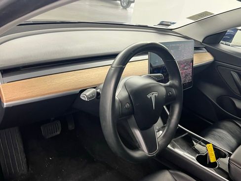 Used 2018 Tesla Model 3 Long Range image 7