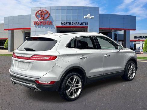 Used 2019 Lincoln MKC Reserve w/ MKC Climate Package AWD/4WD image 7