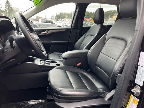 Used 2025 Ford Escape Platinum image 13