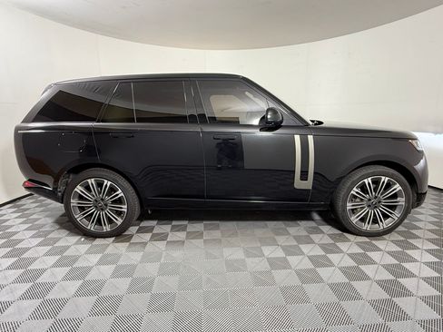 Used 2023 Land Rover Range Rover SE AWD/4WD image 8