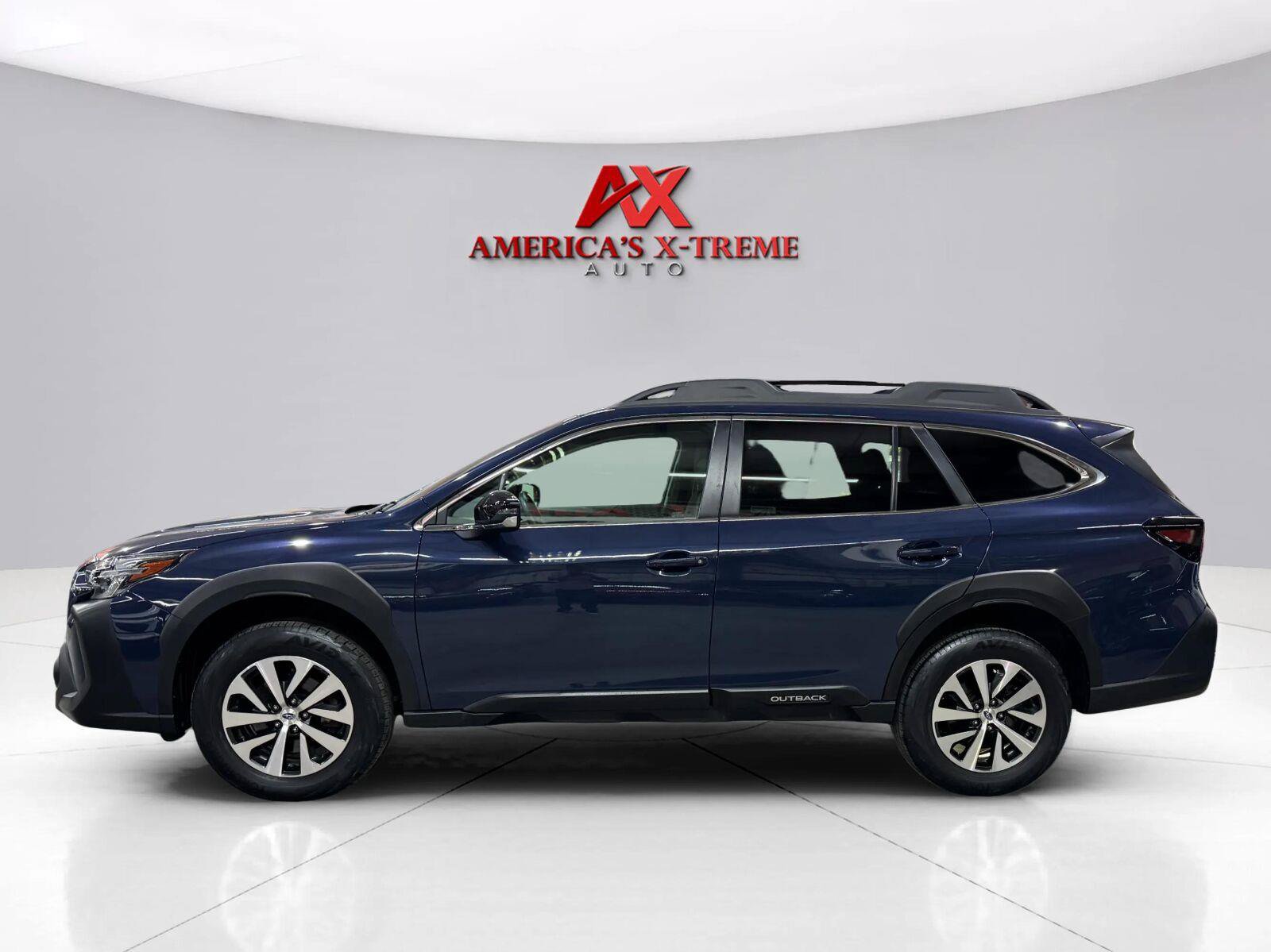 Used 2025 Subaru Outback Premium AWD/4WD image 5