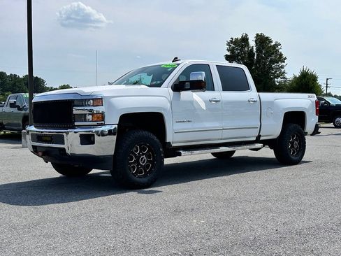 Used 2016 Chevrolet Silverado 2500 LTZ w/ Duramax Plus Package AWD/4WD image 2