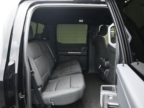 Used 2021 Ford F150 XLT w/ Equipment Group 302A High image 11