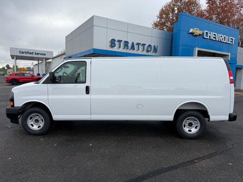 New 2025 Chevrolet Express 2500 Extended w/ Communications Package RWD image 6