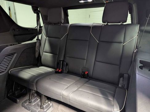 Used 2026 Cadillac Escalade Luxury image 9