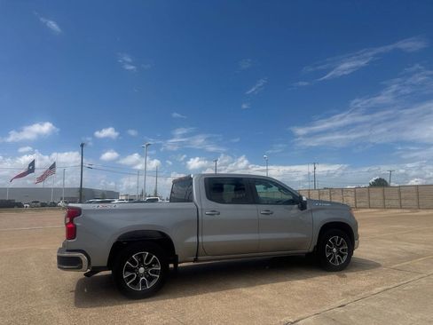 Used 2023 Chevrolet Silverado 1500 LT AWD/4WD image 24