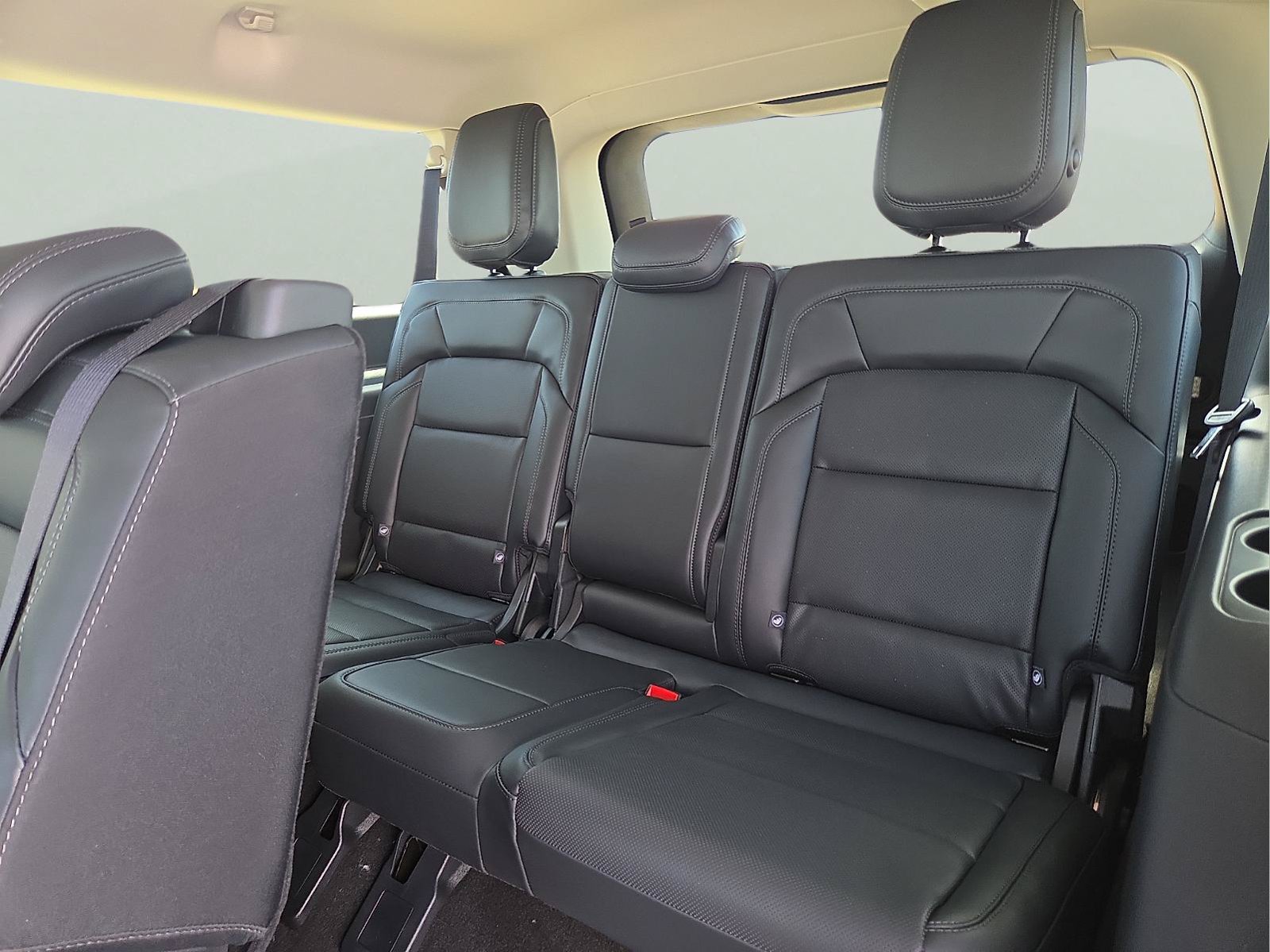 New 2026 Lincoln Navigator L Premier AWD/4WD image 14