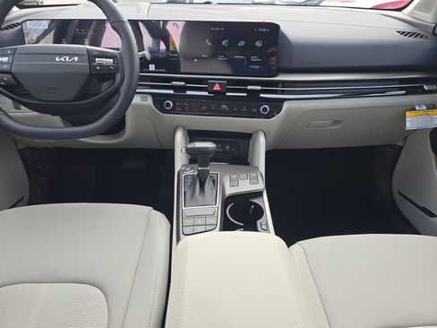 New 2026 Kia Sportage EX image 15