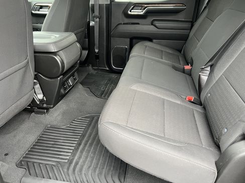 Used 2024 GMC Sierra 1500 SLE image 16