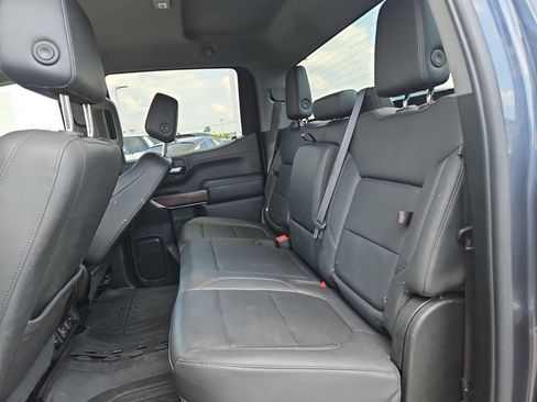Used 2022 GMC Sierra 1500 SLT AWD/4WD image 13