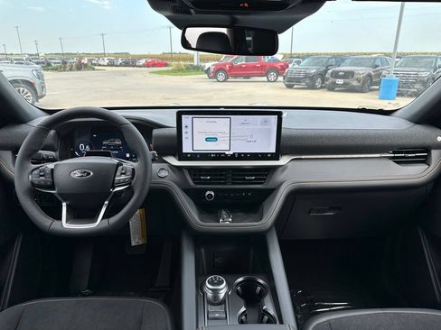 New 2026 Ford Explorer Tremor w/ Tremor Ultimate Package AWD/4WD image 24