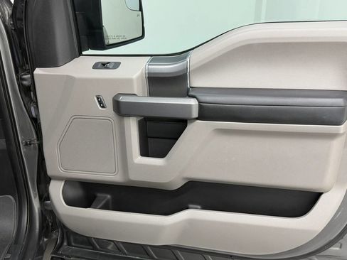 Used 2016 Ford F150 XLT w/ Equipment Group 302A Luxury RWD image 22