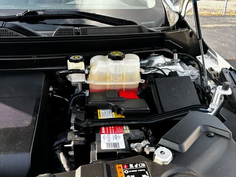 Used 2020 Buick Enclave Essence w/ Sound and Sites Package image 27