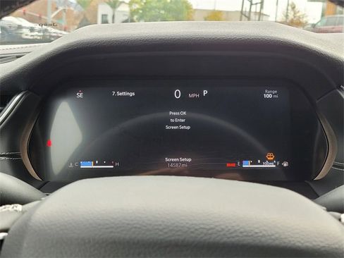 New 2025 Jeep Grand Cherokee Altitude image 14