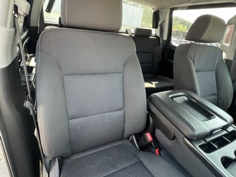 Used 2018 Chevrolet Silverado 2500 LT image 16