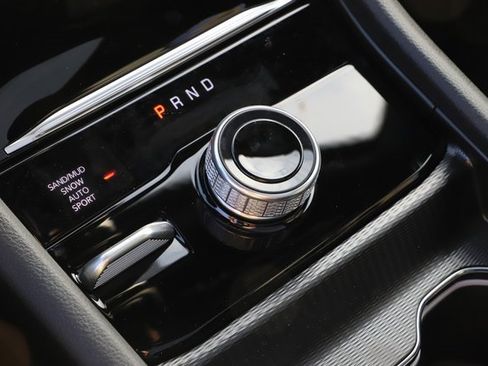 New 2025 Jeep Grand Cherokee Limited image 27