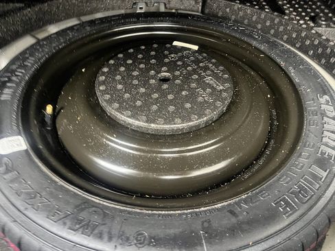 Used 2014 Ford Focus SE w/ SE Sport Package image 33