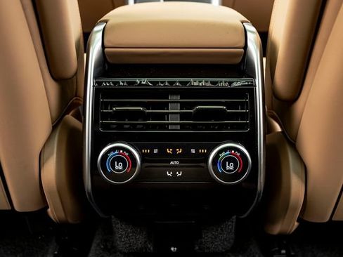 New 2026 Land Rover Range Rover SE AWD/4WD image 23