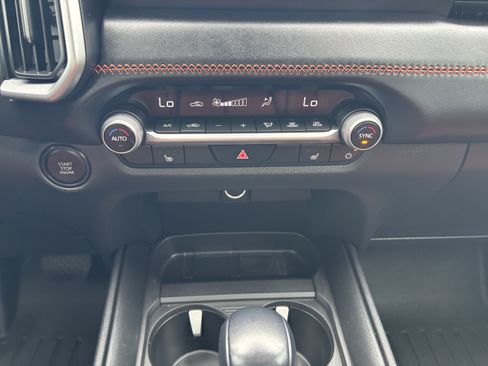 Used 2024 MAZDA CX-50 AWD 2.5 Turbo image 19
