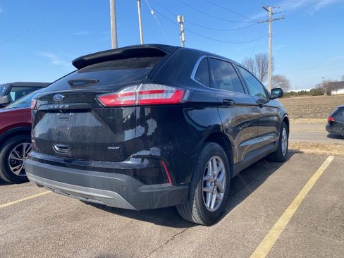 Used 2024 Ford Edge SEL image 11