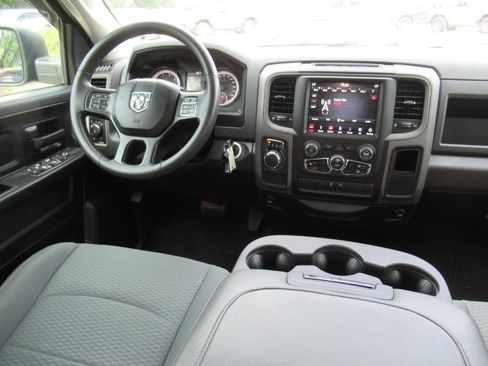 Used 2019 RAM 1500 Express w/ Express Value Package RWD image 15