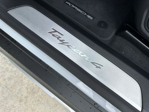 Used 2025 Porsche Taycan 4 Cross Turismo image 13