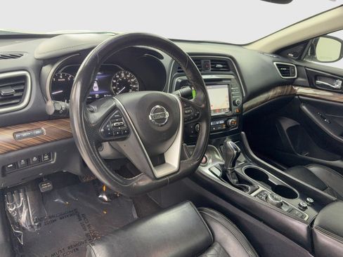Used 2018 Nissan Maxima Platinum FWD image 18