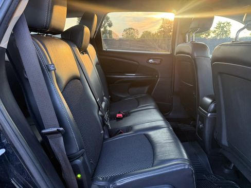 Used 2016 Dodge Journey Crossroad w/ Popular Equipment Group AWD/4WD image 17