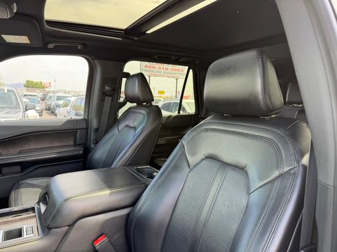 Used 2021 Ford Expedition Limited RWD image 22